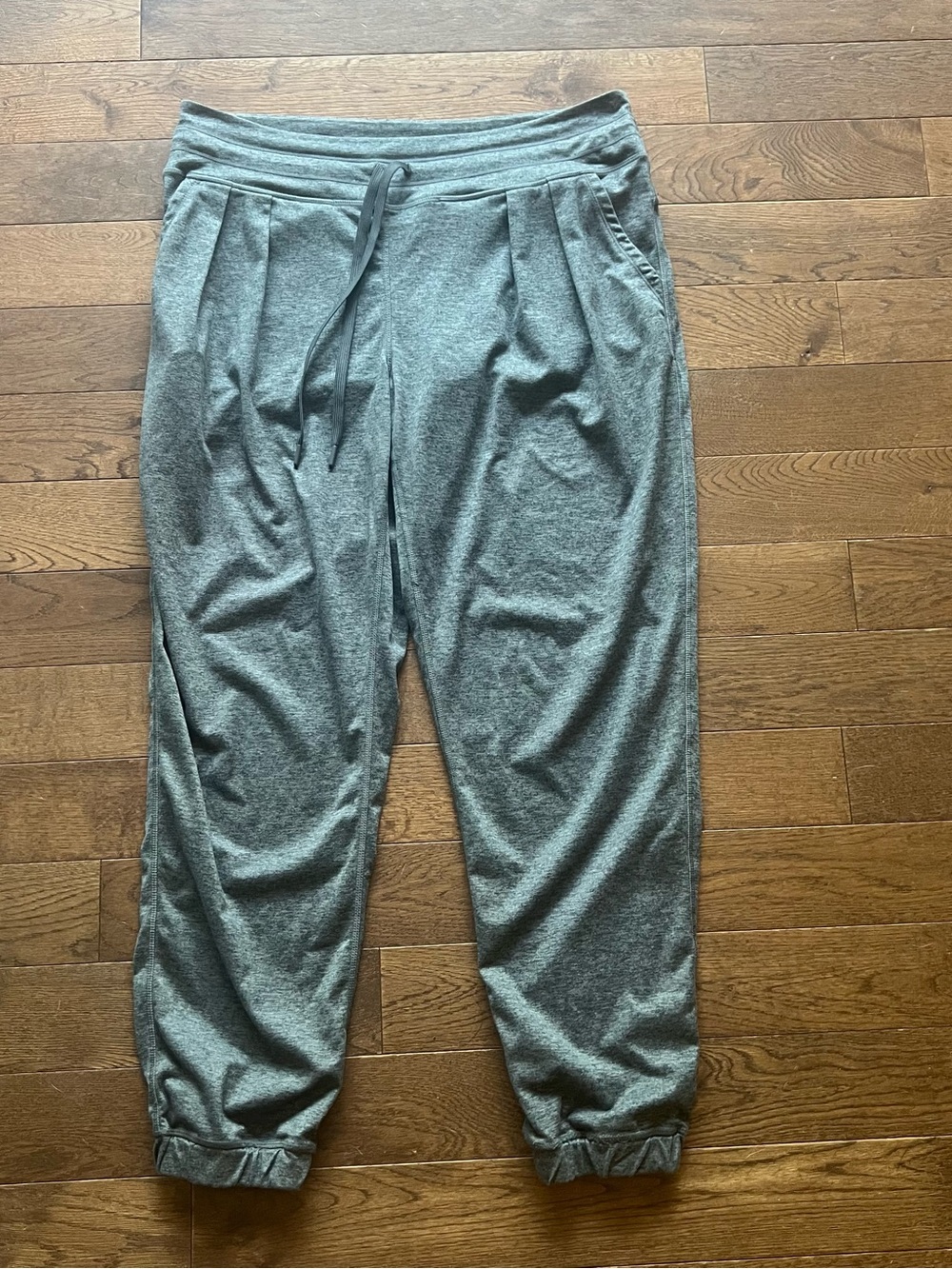 Lole Joggers - Picture 2 of 11
